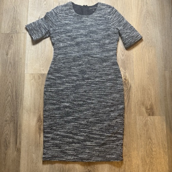 Banana Republic Dresses & Skirts - Banana Republic Knit Sheath Dress Sz 12 Marled Black White Tweed Short Sleeve